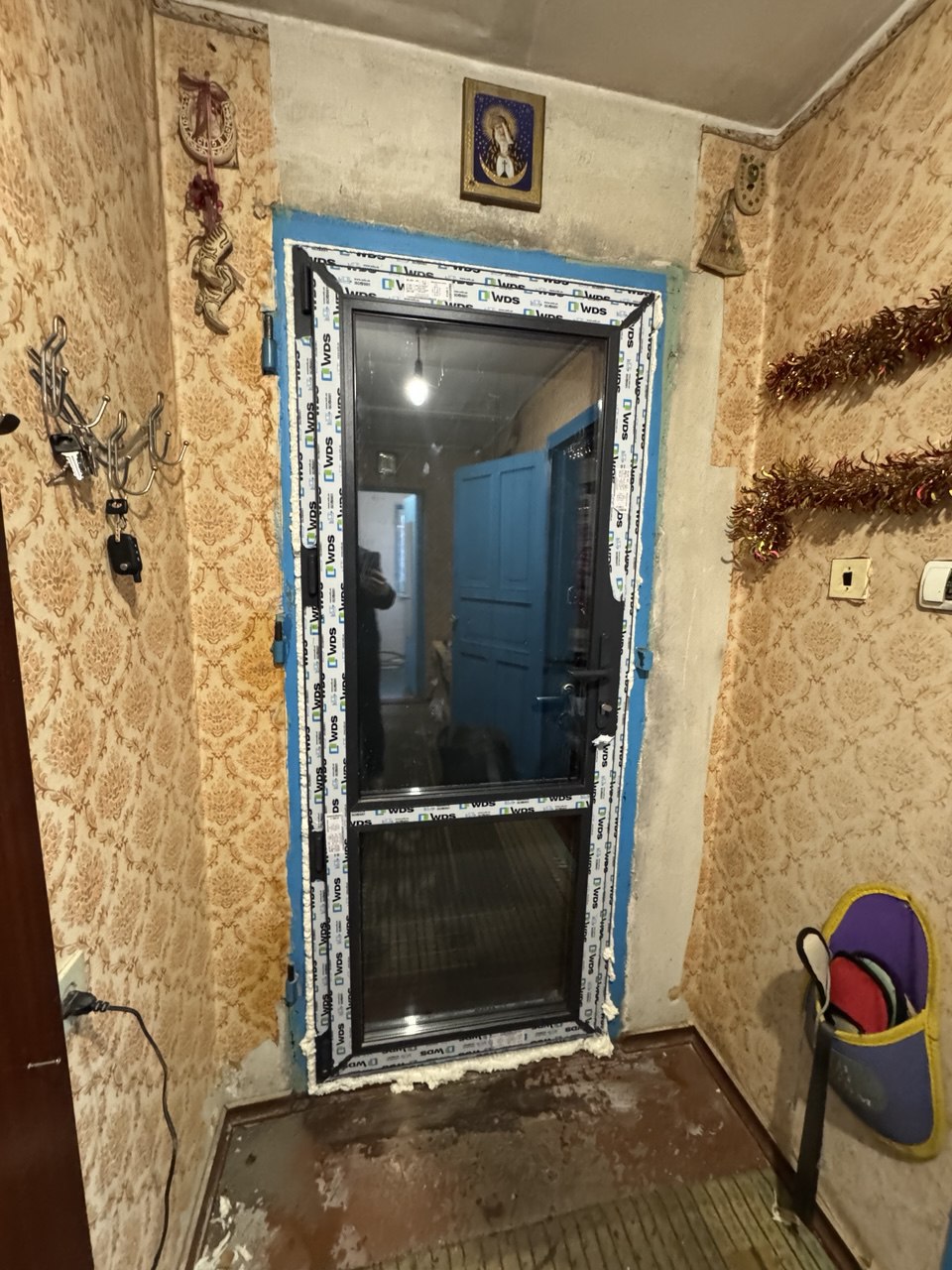 Встановлення вхідних металевих дверей, металопластикових міжкімнатних дверей — вул. Трояндова, фото 2